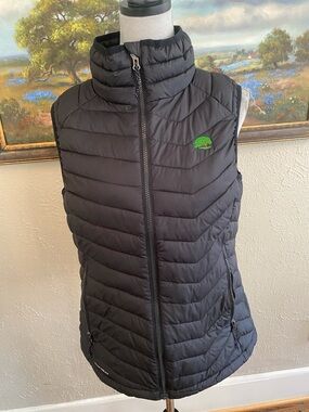 Columbia Black Quilted Packable Puffer Vest with Green Logo